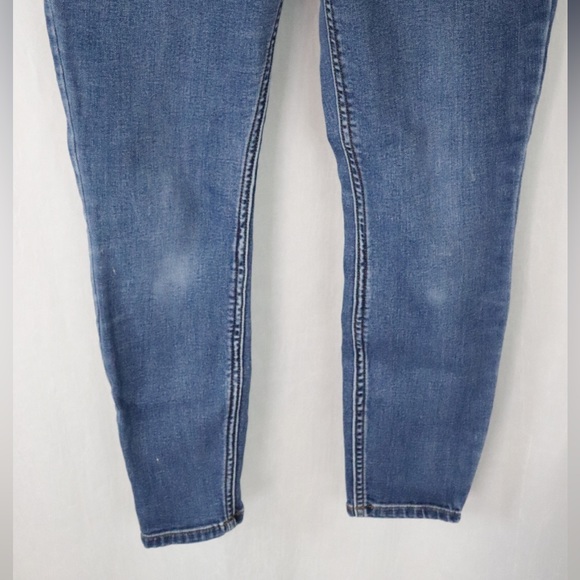 FRANK AND OAK Debbie High Rise Skinny Fit Jeans - Picture 5 of 16